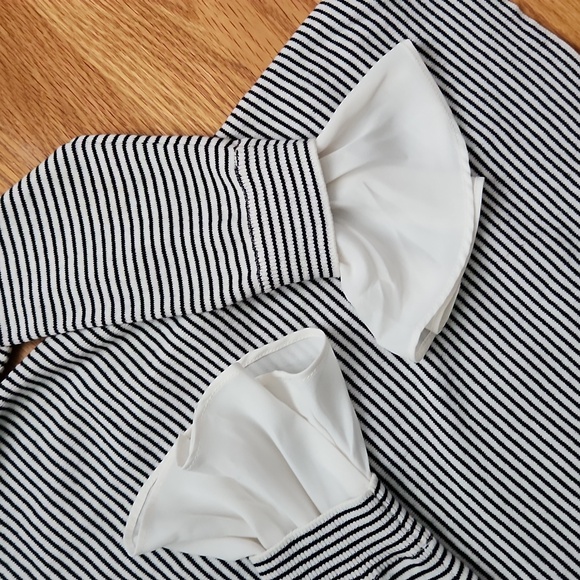 Loft shirt, long sleeve, beautiful cuffs, black/ white thin stripes - Picture 5 of 10